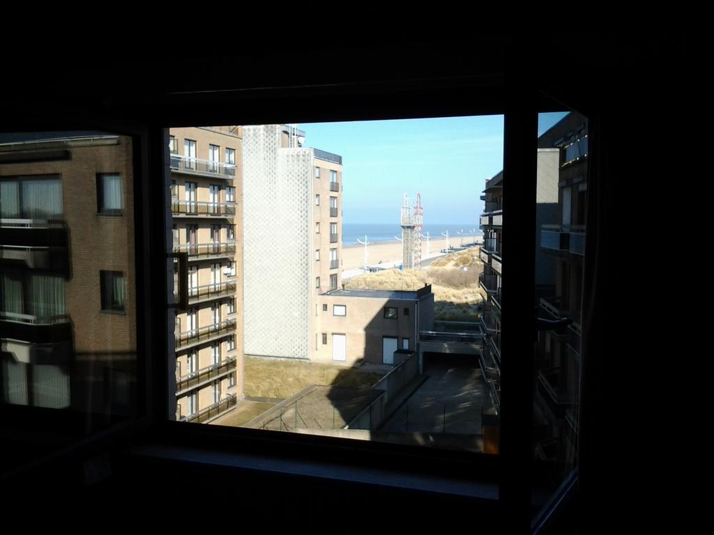 Zonnig Appartement Met Zeezicht Koksijde Ngoại thất bức ảnh