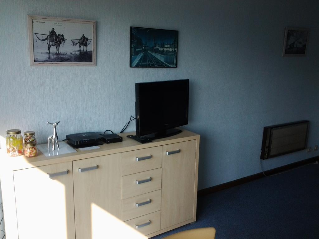 Zonnig Appartement Met Zeezicht Koksijde Ngoại thất bức ảnh